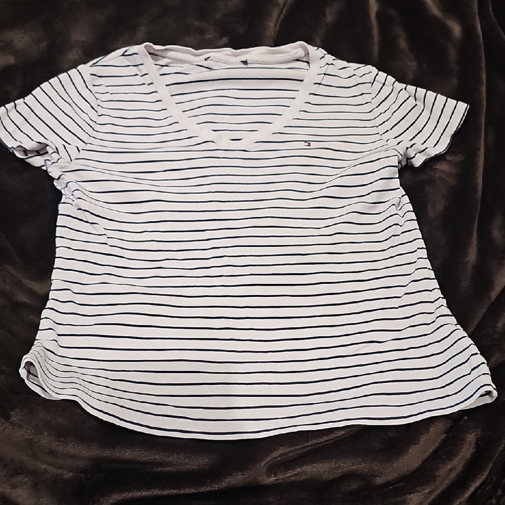 Tommy Hilfiger Women's Navy Striped V-Neck Tee